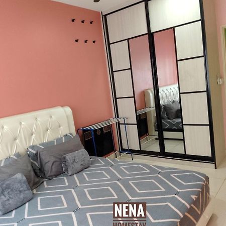Nena Homestay Setia Alam, Air Conditioned, High Speed Internet 샤알람 외부 사진