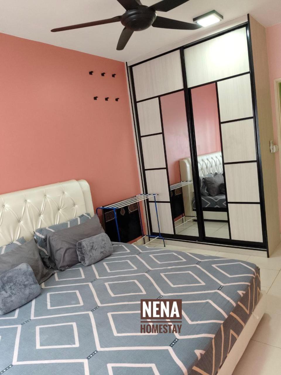Nena Homestay Setia Alam, Air Conditioned, High Speed Internet 샤알람 외부 사진