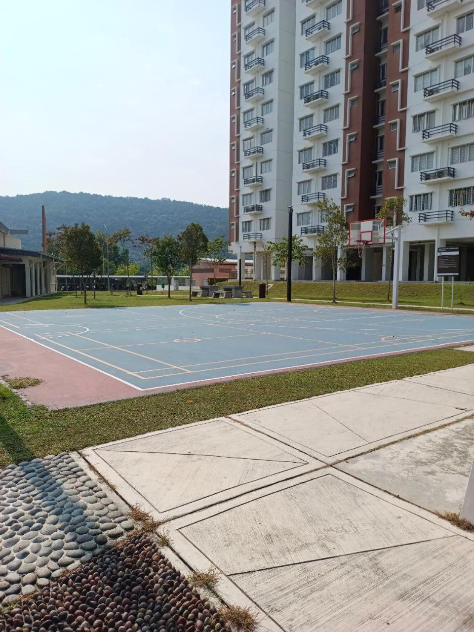 Nena Homestay Setia Alam, Air Conditioned, High Speed Internet 샤알람 외부 사진